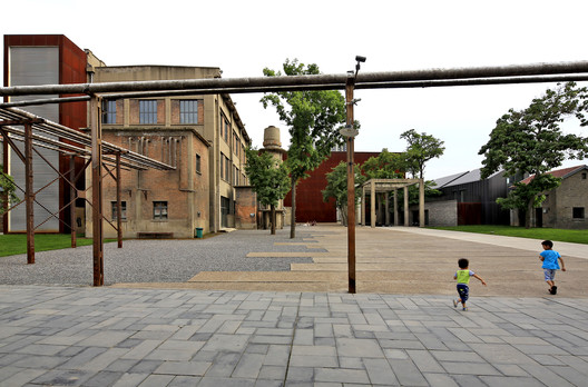 Renovation of Xi'an Dahua Textile Mill / China Architecture Design Group Land-based Rationalism D.R.C Renovation of Xi'an Dahua Textile Mill / China Architecture Design Group Land-based Rationalism D.R.C - Image 48 of 65