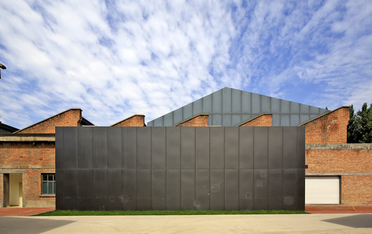Renovation of Xi'an Dahua Textile Mill / China Architecture Design Group Land-based Rationalism D.R.C Renovation of Xi'an Dahua Textile Mill / China Architecture Design Group Land-based Rationalism D.R.C - Image 8 of 65
