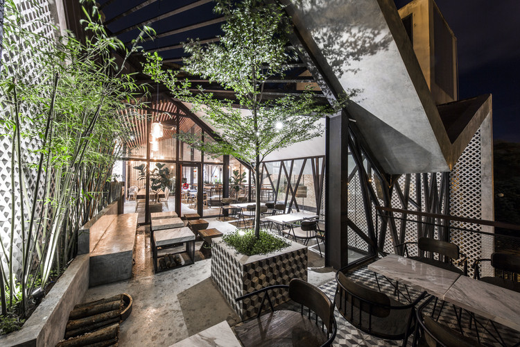 Café An’garden / Le House - Mais Imagens