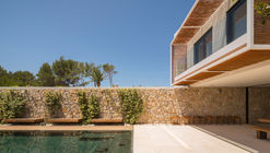 Residência M24 / OLARQ Osvaldo Luppi Architects