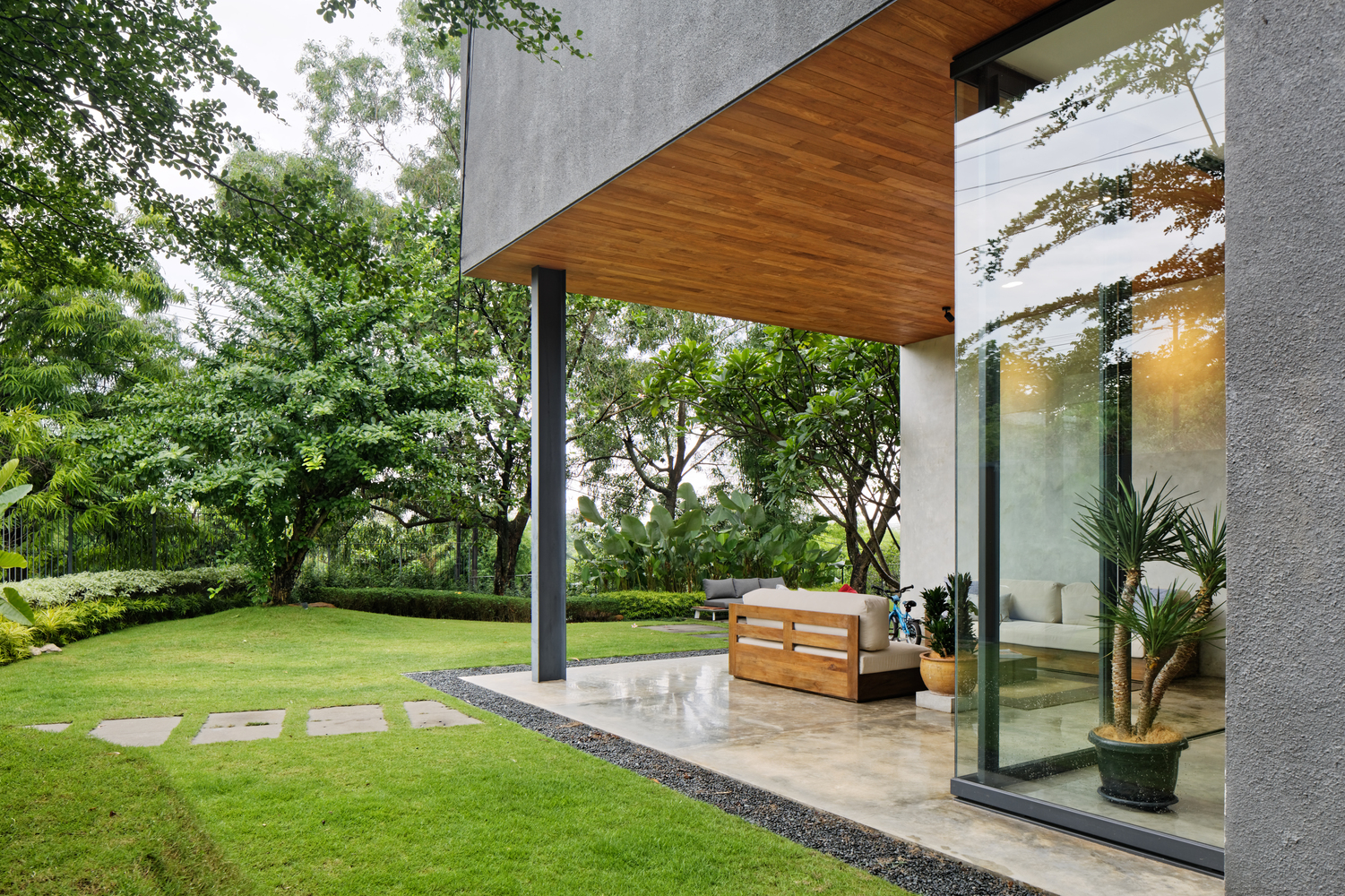 Gallery Of Inside Outside House Tamara Wibowo Architects 8 Inside Outside House Fernando Gomulya