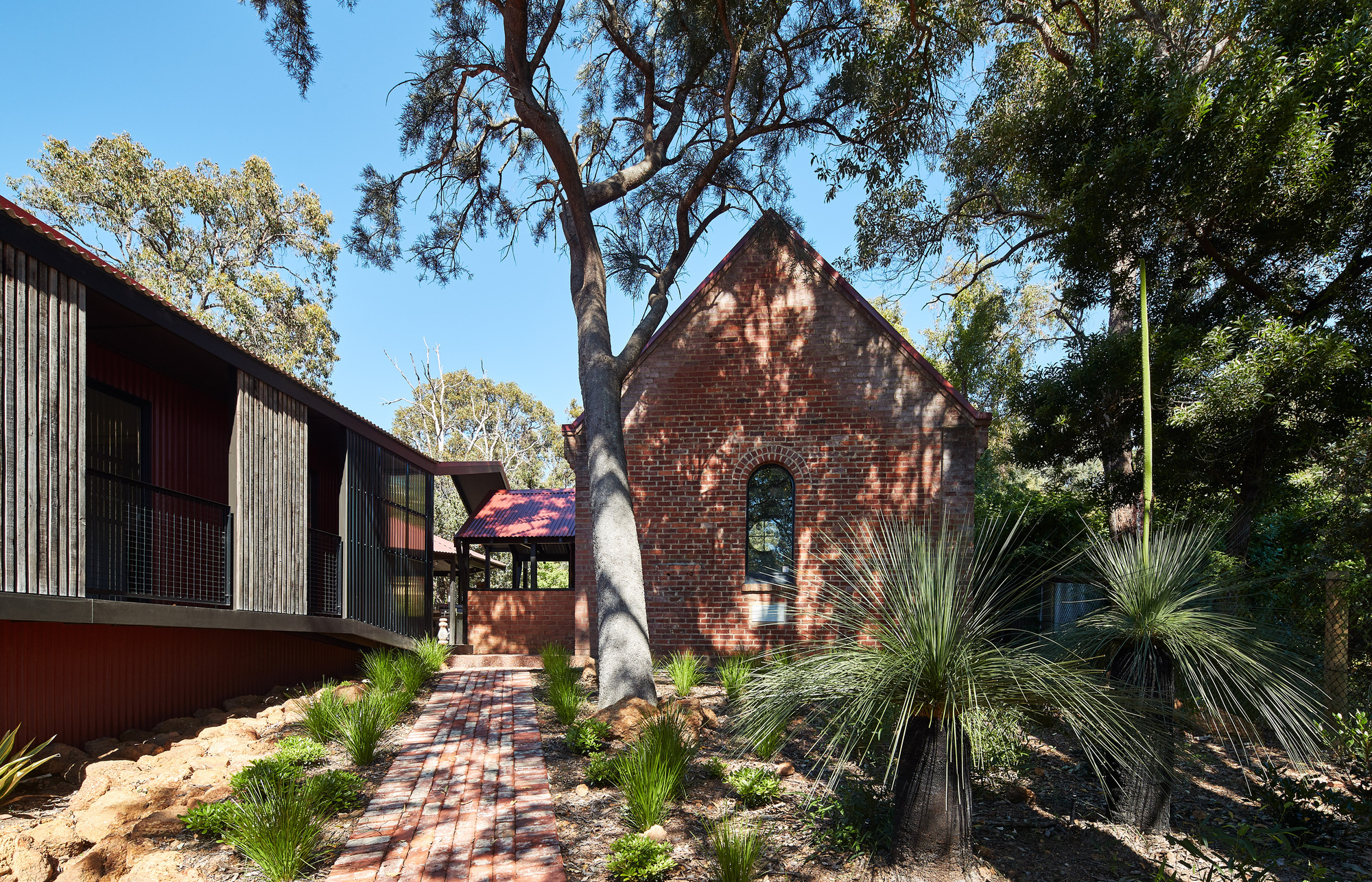 Gallery of Glen Forrest House + Church / iredale pedersen hook