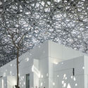 #donotsettle se adentra en el Louvre Abu Dhabi para explorar los detalles constructivos de su gran cúpula y experimentar el paso de la luz y la sombra - Imagem 4 de 4