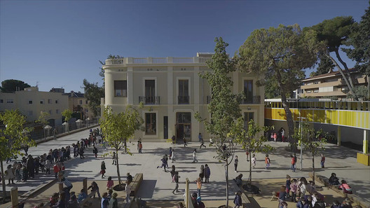 How Children Use Space: Building Pictures Produces a Video on the Daily Life of a Primary School in Barcelona - Image 4 of 5