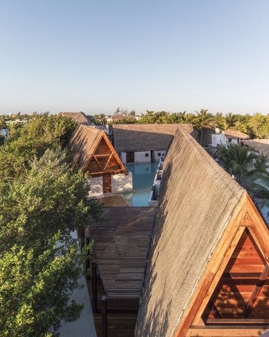 Hotel Punta Caliza: An Encounter Between Water and Land Hotel Punta Caliza: An Encounter Between Water and Land - Image 3 of 37