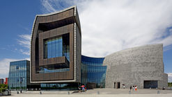 Museu de Datong / China Architecture Design Group Land-based Rationalism D.R.C