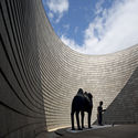Museu de Datong / China Architecture Design Group Land-based Rationalism D.R.C - Museu