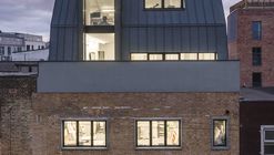 AKK Studios / Fourthspace