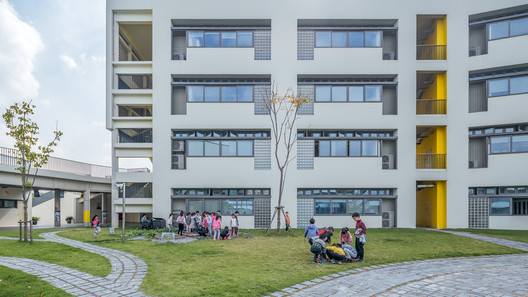 Tongji University Affiliate Elementary School / Atelier Liu Yuyang Architects Tongji University Affiliate Elementary School / Atelier Liu Yuyang Architects - Image 28 of 78
