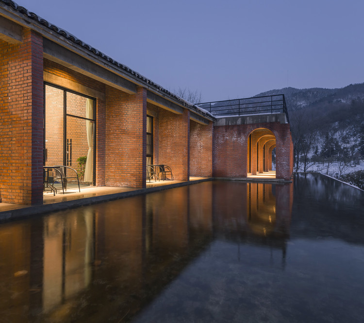 Jardín B / 3andwich Design / He Wei Studio - Imagen 2 de 73