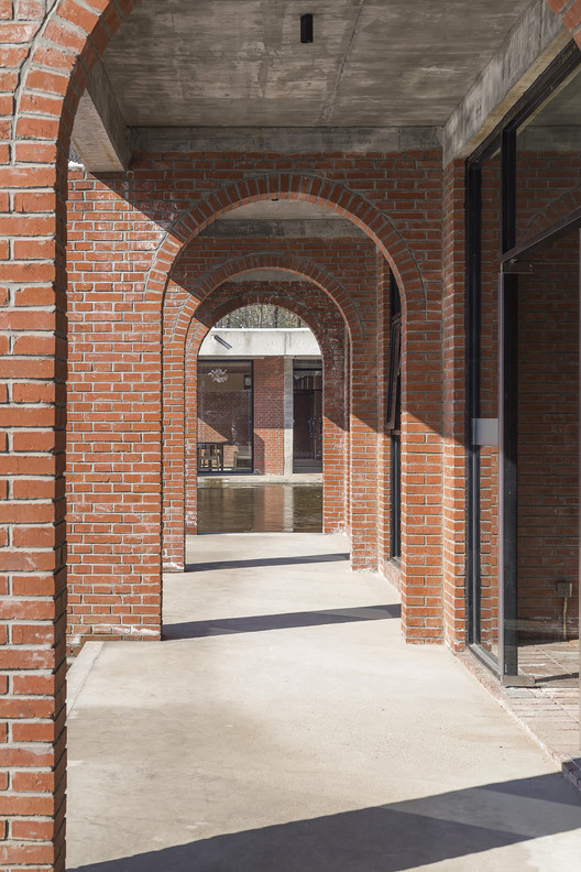 Jardín B / 3andwich Design / He Wei Studio - Imagen 3 de 73