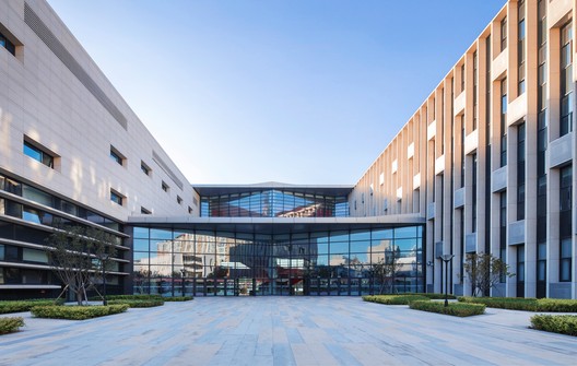 Escuela Tianjin Teda / schneider+schumacher Escuela Tianjin Teda / schneider+schumacher - Imagen 11 de 31