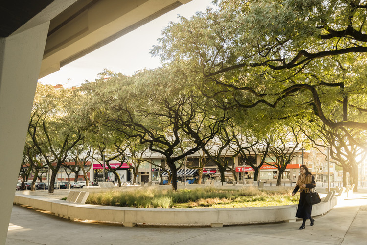 Praça Fonte Nova / José Adrião Arquitetos - Imagem 8 de 30