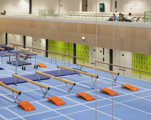 Sportcampus Zuiderpark / FaulknerBrowns Architects - Imagem 11 de 21