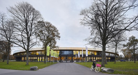 Sportcampus Zuiderpark / FaulknerBrowns Architects - Imagem 13 de 21