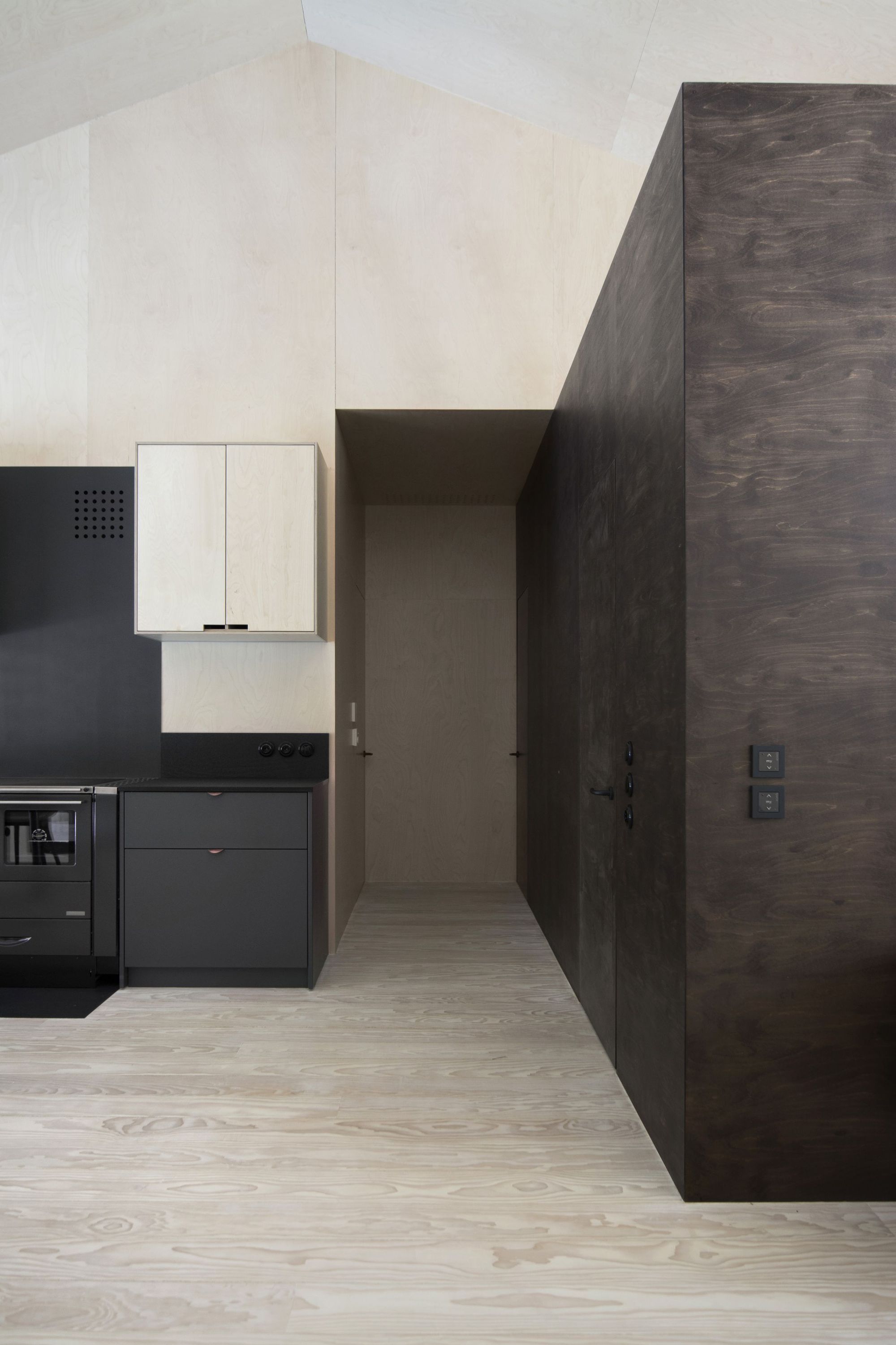 Gallery of Interior ILL / INT2architecture - 36
