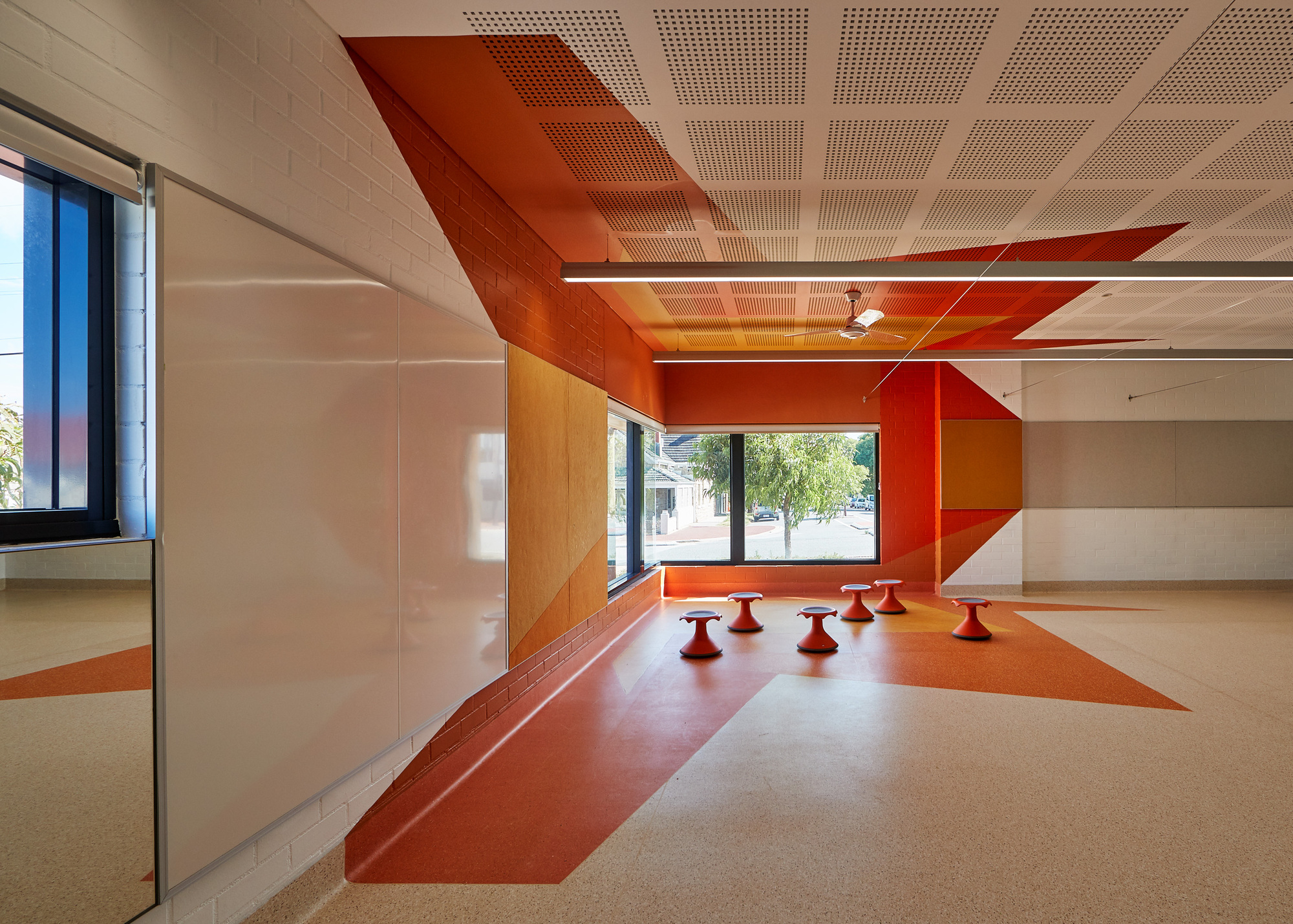 Gallery of Highgate Primary School / iredale pedersen hook architects 31