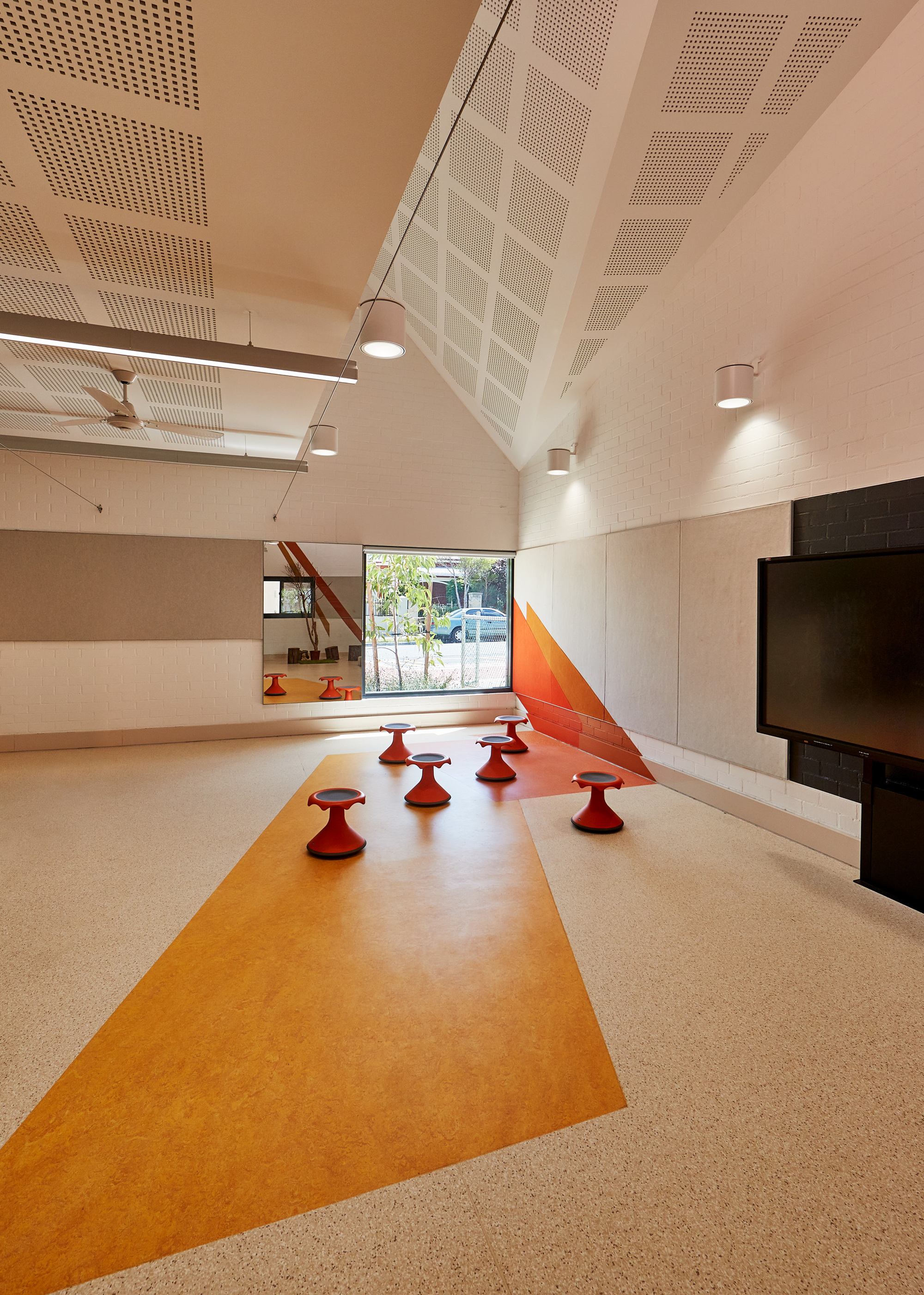 Gallery of Highgate Primary School / iredale pedersen hook architects 33