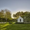 Further Lane 泳池小屋 / Robert Young Architects - 独立住宅