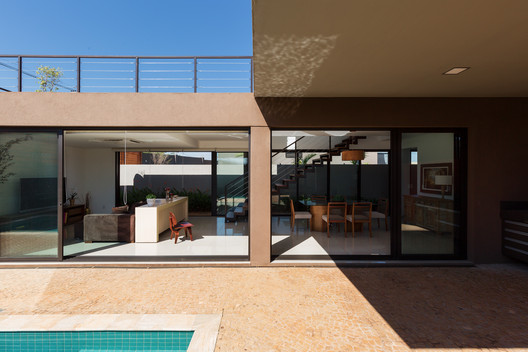 Casa QP / comoVER Arquitectura Urbanismo Casa QP / comoVER Arquitectura Urbanismo - Imagen 7 de 25