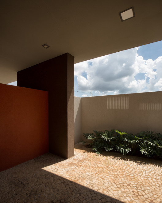 Casa QP / comoVER Arquitectura Urbanismo Casa QP / comoVER Arquitectura Urbanismo - Imagen 8 de 25