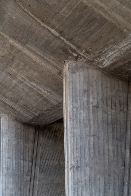 AD Classics: Unite d' Habitation / Le Corbusier - Beam