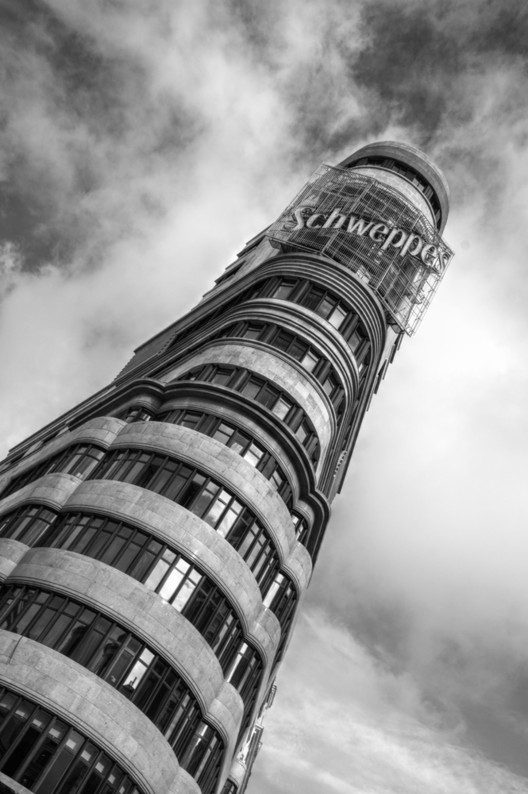 The Capitol Building, an icon of Madrid's Gran Vía, has been declared an Asset of Cultural Interest - Image 5 of 10