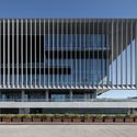 Sanya Phoenix International Airport Parking Building Complex / Jing Studio - Commercial Architecture