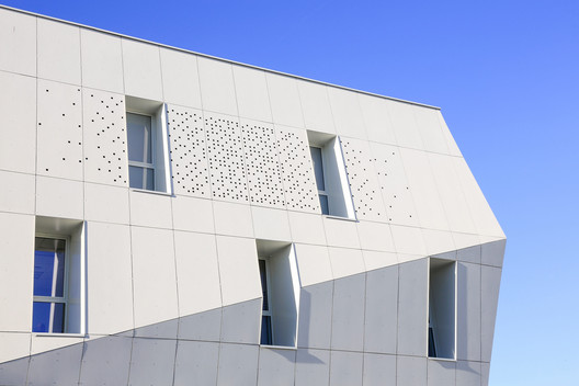 Centro Técnico de Blagnac / NBJ architectes - Imagem 13 de 20