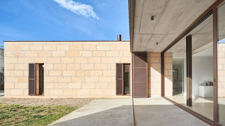 Es Carnatge住宅 / Miel Arquitectos - 独立住宅