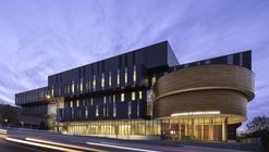 Lazaridis Hall / Diamond Schmitt Architects