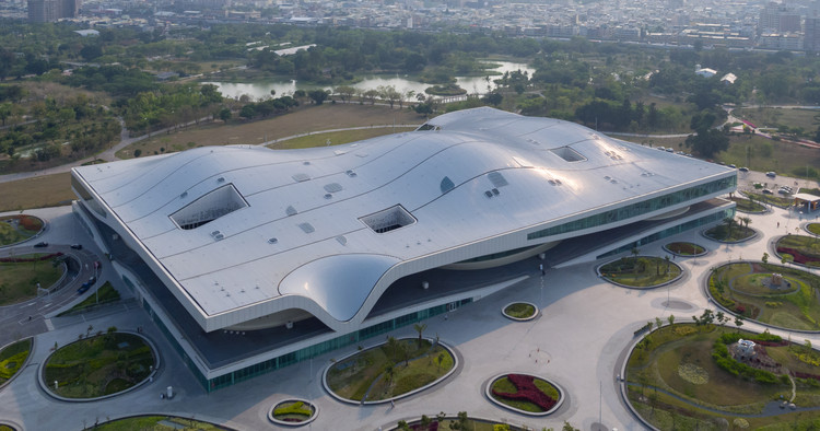 World's Largest Single-Roof Performing Arts Center by Mecanoo Nears Completion in Taiwan, © Iwan Baan
