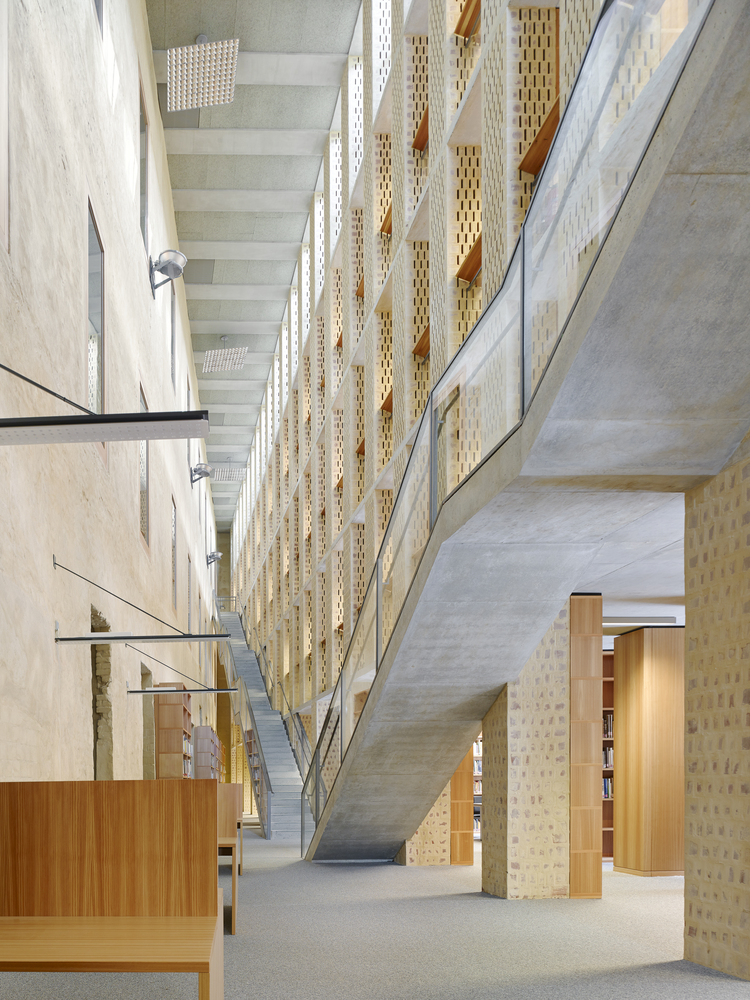 Galería de Philosophikum / Peter Böhm Architekten - 8