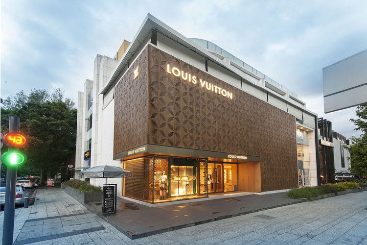 Louis Vuitton Masaryk Flagship / MATERIA - Más Imágenes