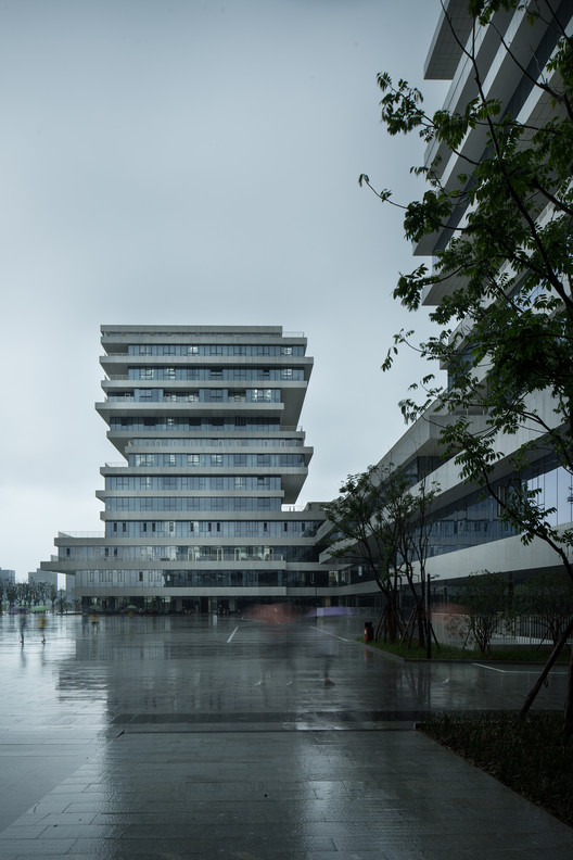 Universidade Normal de Hangzhou / WSP ARCHITECTS - Imagem 10 de 26