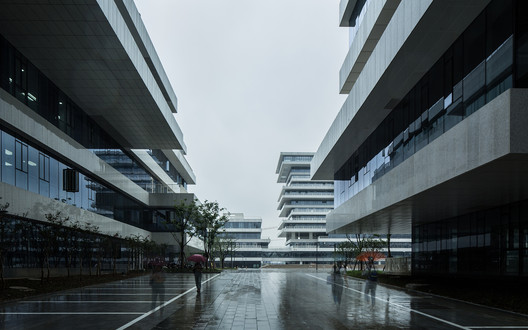 Universidade Normal de Hangzhou / WSP ARCHITECTS - Imagem 8 de 26