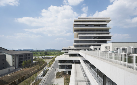 Universidade Normal de Hangzhou / WSP ARCHITECTS - Imagem 5 de 26