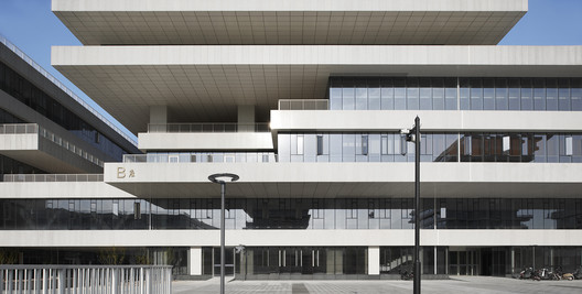 Universidade Normal de Hangzhou / WSP ARCHITECTS - Imagem 12 de 26
