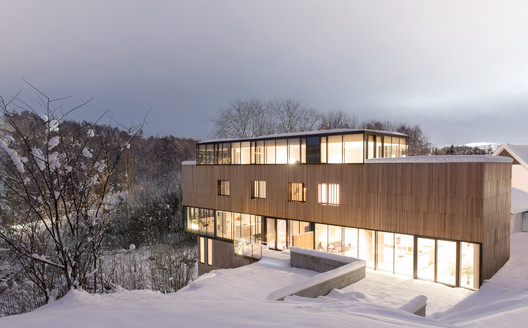 Casa Duas em Uma / Reiulf Ramstad Architects - Imagem 7 de 21