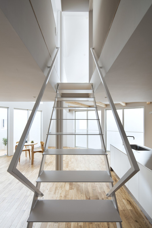 32.4°House / Naf Architect & Design - Image 2 of 19