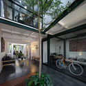 Compartment House / Studio SA_e - Windows, Chair, Beam, Courtyard