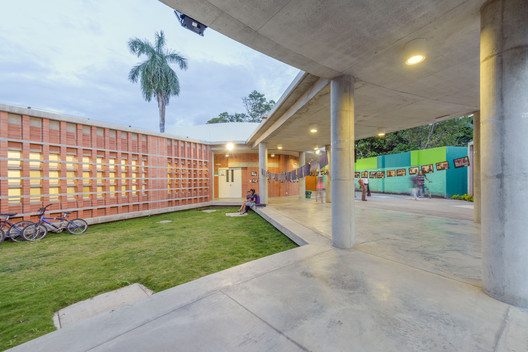 Candelaria Music School / Espacio Colectivo Arquitectos - Image 10 of 32