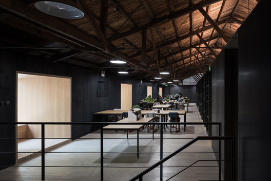 Lens Office / TAO - Trace Architecture Office Lens Office / TAO - Trace Architecture Office - Imagem 4 de 67