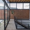 展现砖材多样化运用的墨西哥住宅 - Imagen 3 de 4