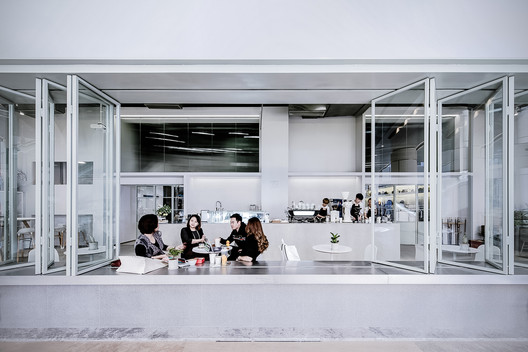 Rebakery Studio + MQ Coffee Concept Store / Kongkong Architecture - Image 12 of 20