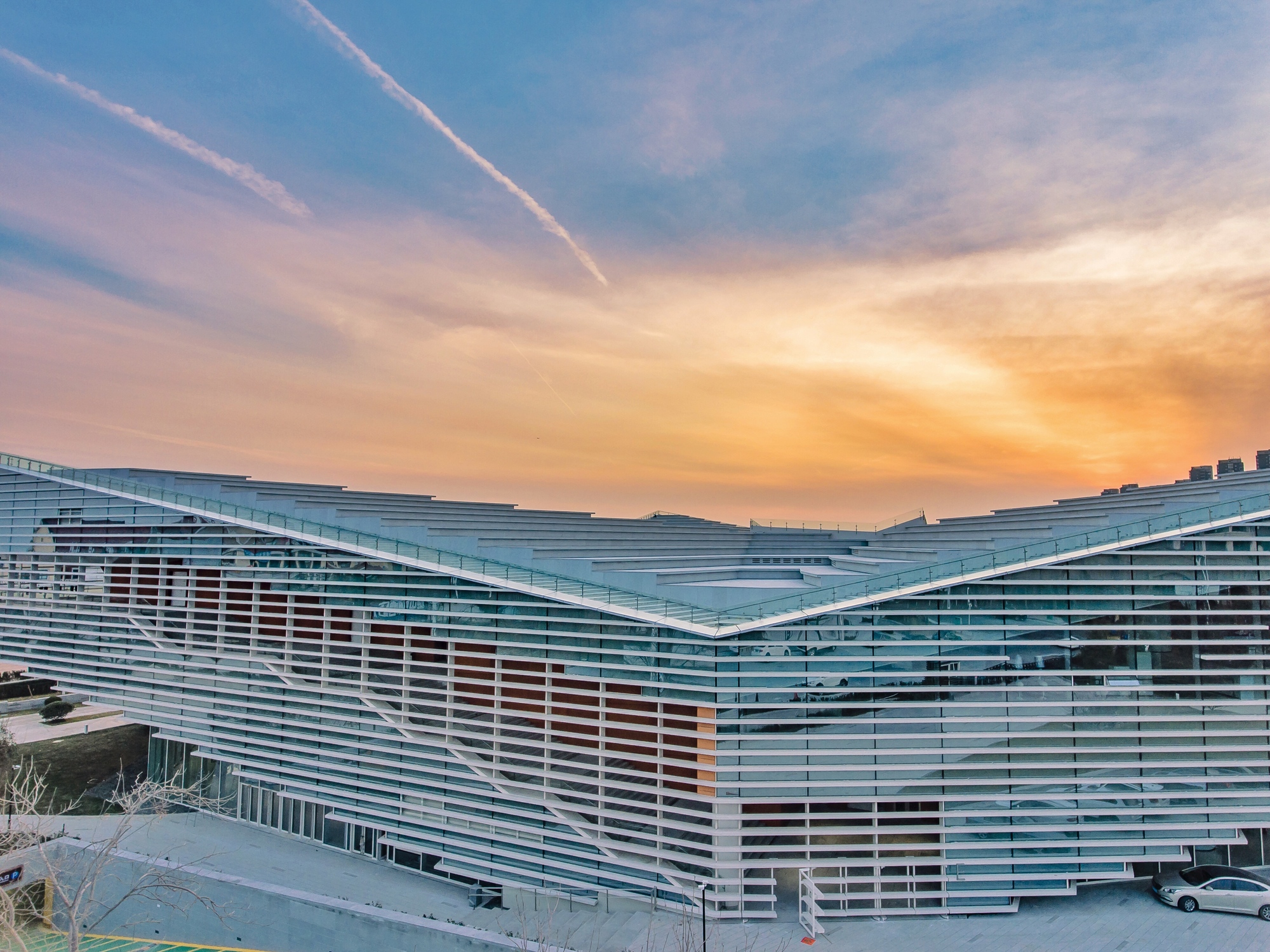 Gallery of Haier Global Creative Research Centre / DC Alliance ...