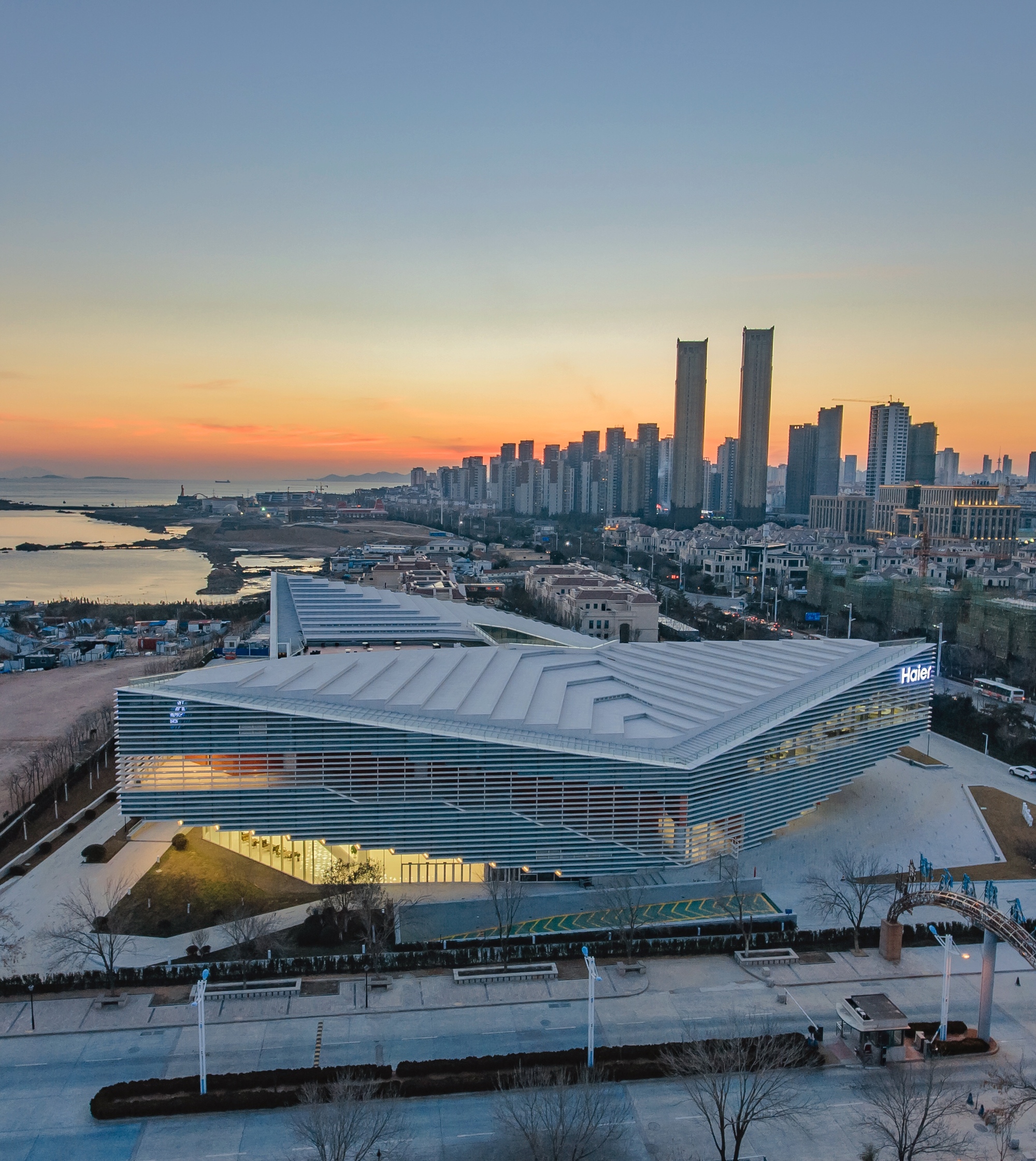 Gallery of Haier Global Creative Research Centre / DC Alliance ...