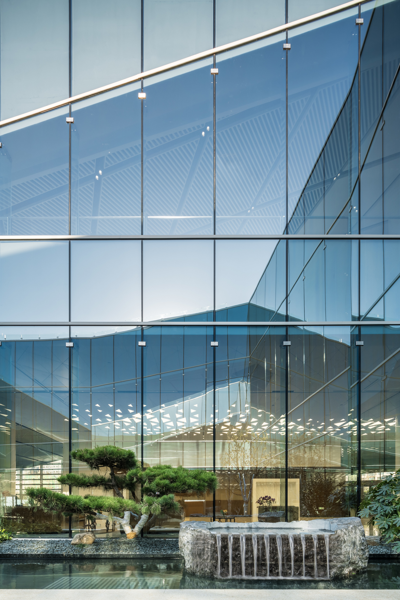 Gallery of Haier Global Creative Research Centre / DC Alliance ...