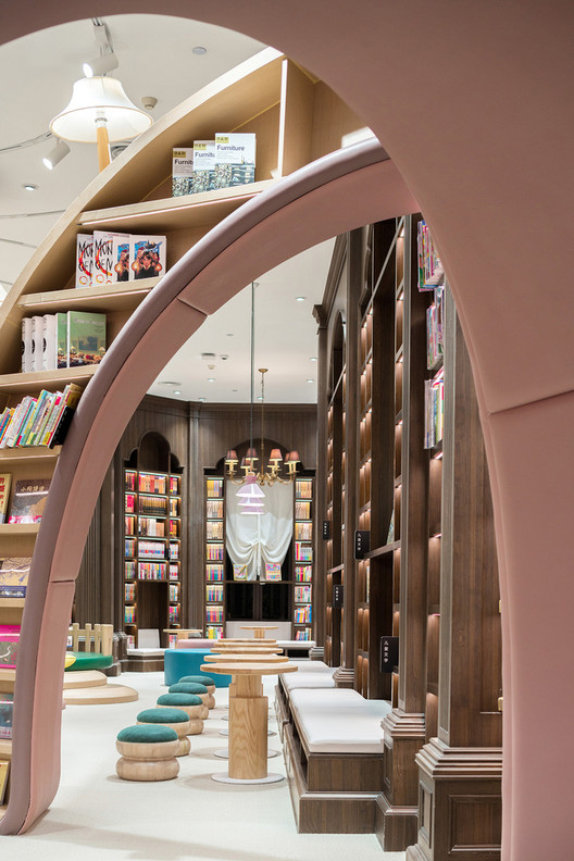 24 proyectos de tiendas, hoteles y restaurantes en Asia ganadores continentales del Prix Versailles 2018 - Imagen 8 de 45