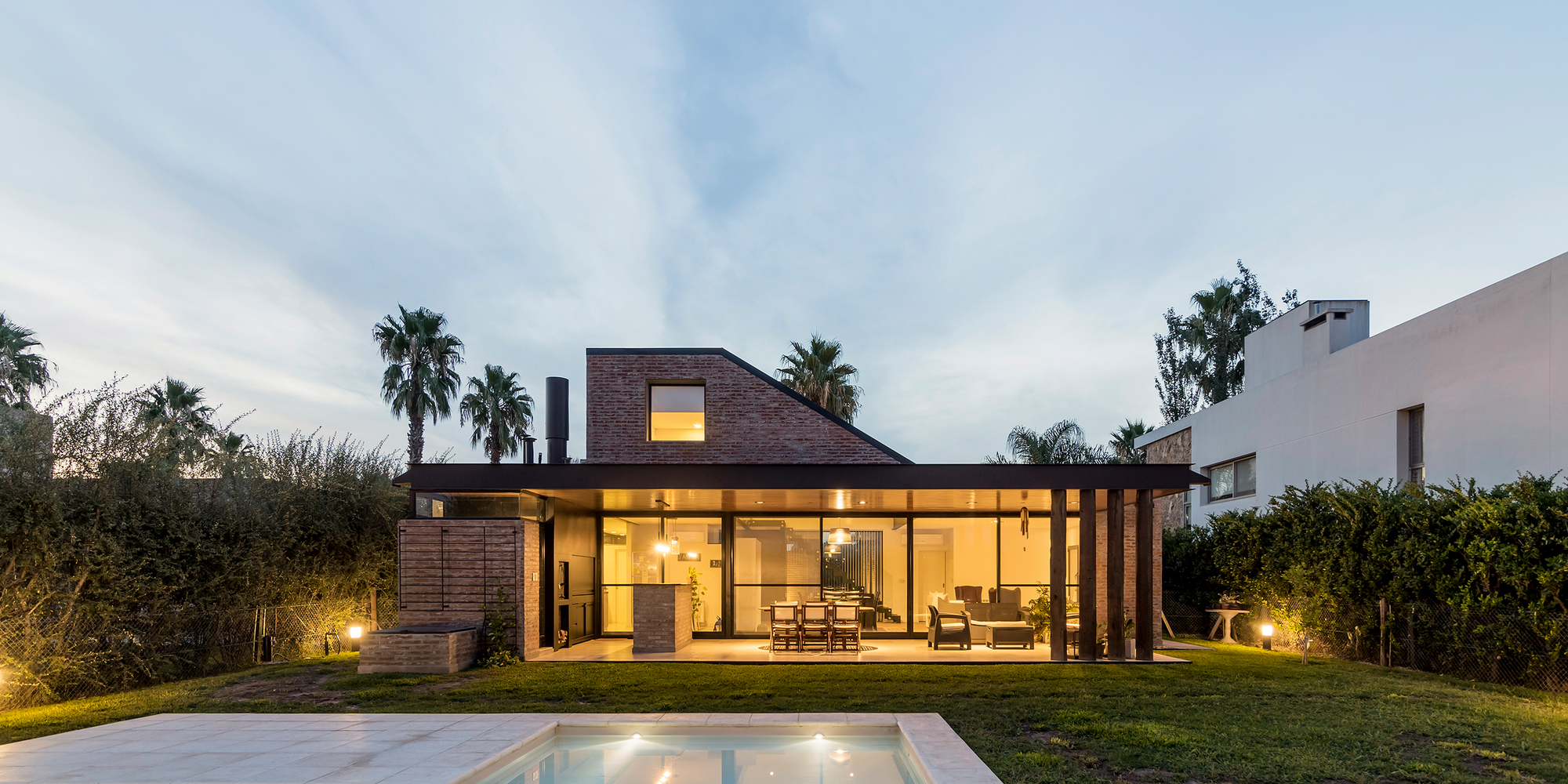 Gallery of House in San Marino Funes Hills / Mariel Suárez 27